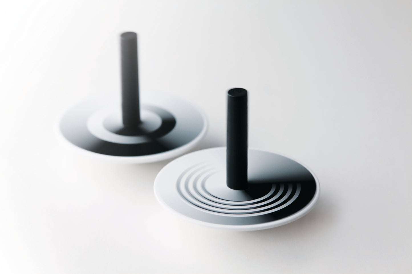 Op Tric - Set of 5 Spinning Tops